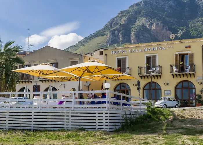 Hotel Cala Marina